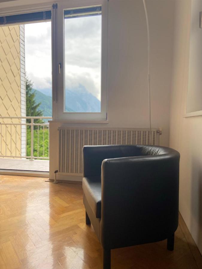 Zentrale Wohnung Gmunden Alte Baeckerei Bagian luar foto